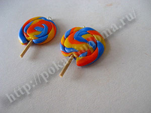 Серьги из пластики леденцы